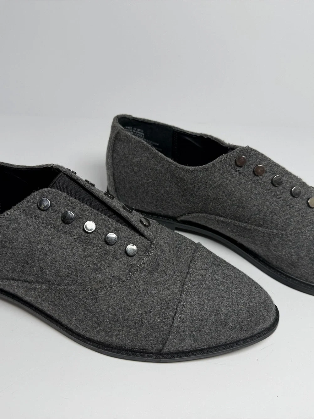 Simply Vera Vera Wang Gray Wool-Style Slip-On Flats 10
